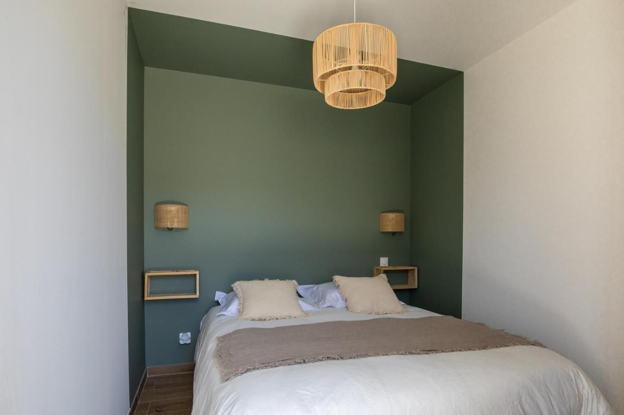 Superbe Appartement Bord De Mer Saint-Mandrier-sur-Mer Exterior photo